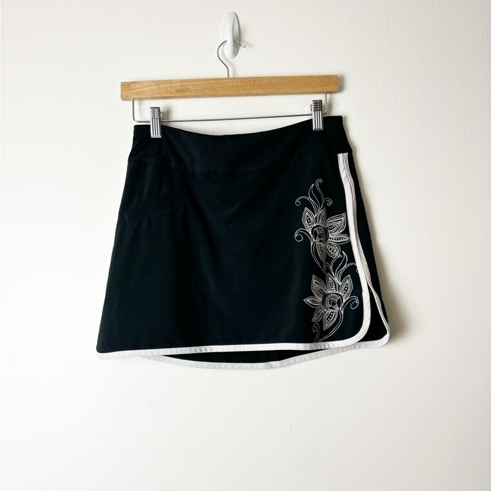 ATHLETA • Women’s Swift Zip Skort Black Floral Powermesh Inner Shorts Size 4